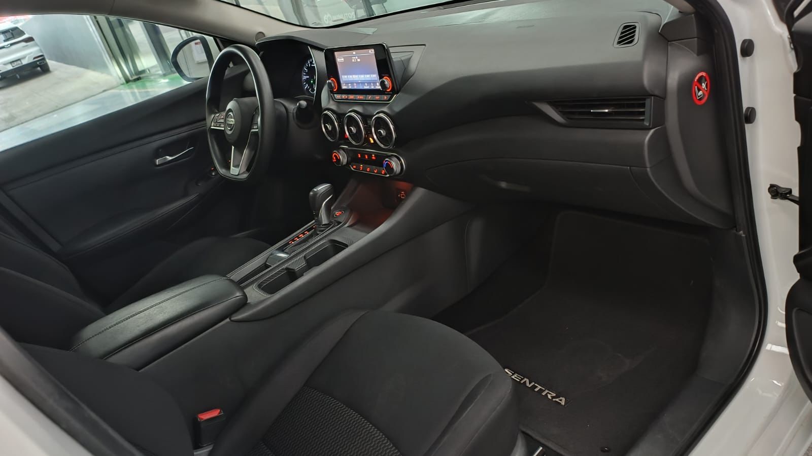 2022 Nissan Sentra SENSE L4 2.0L 145 CP 4 PUERTAS AUT BA AA